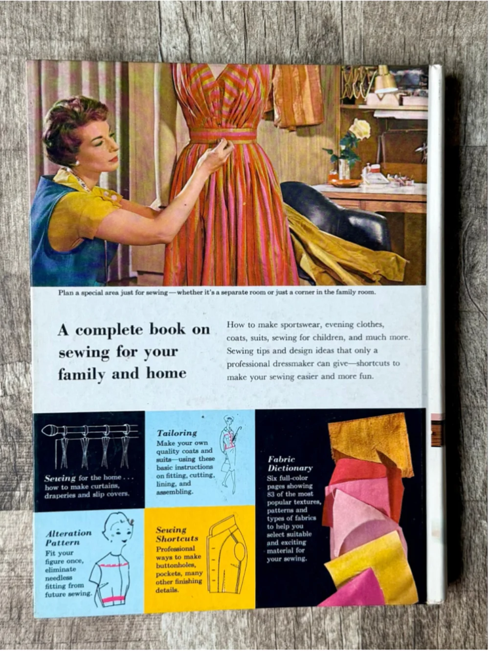 Better Homes & Gardens Vintage Sewing Book Home Decor Reference